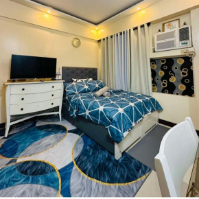 Cozy Corner Haven near Venice Grand Canal Mall